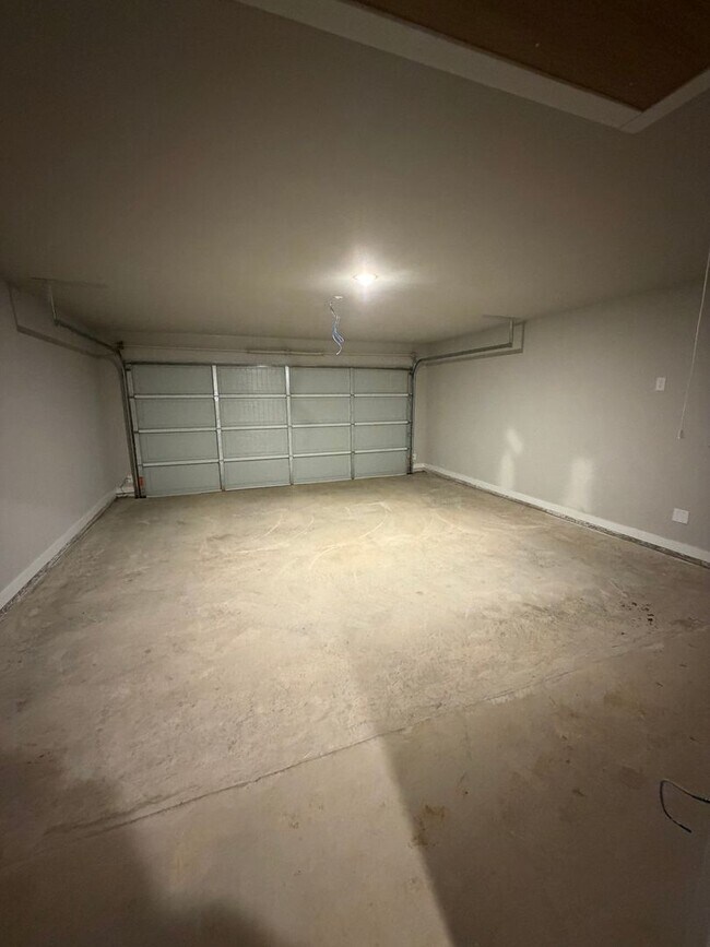 Foto del edificio - Brand New 3 Bed, 2 Bath Home | Pre-Leasing for April 1