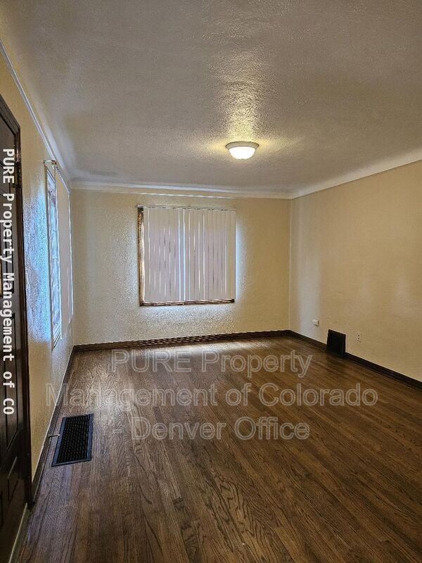 Building Photo - 4001 S Pennsylvania St