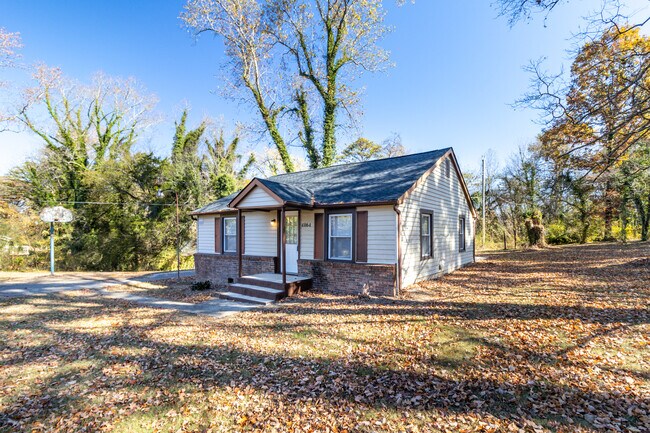 Foto del edificio - 4864 Shell Ln