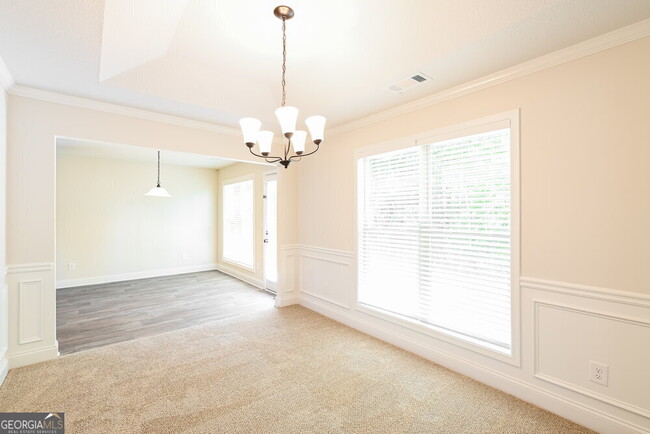 Building Photo - 142 Heartland Cir