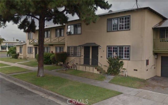 Primary Photo - 5 E Linda Vista Ave