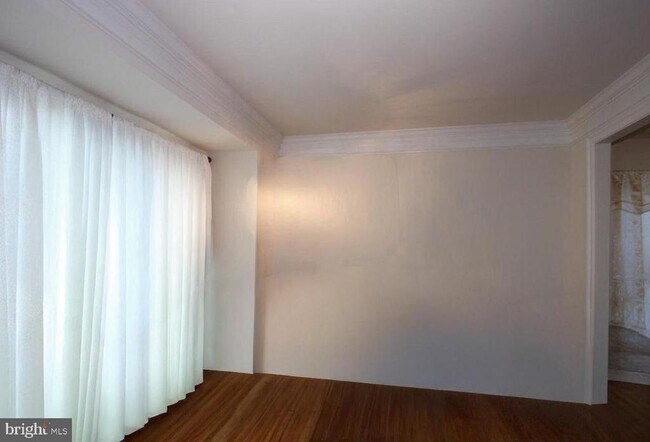 Foto del edificio - 612 Samantha Ct