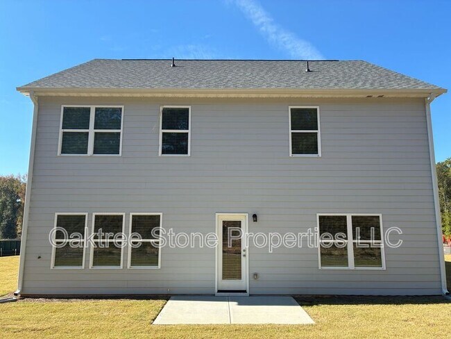 Foto del edificio - 3378 Skyland Dr