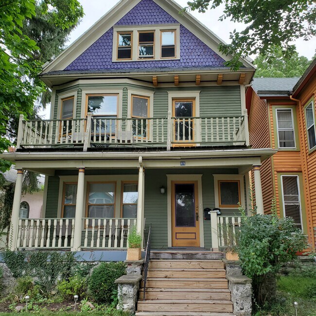 Building Photo - 89 Trinity Pl