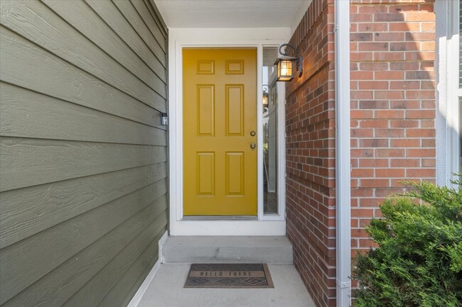Foto del edificio - 9621 Hemlock Ct