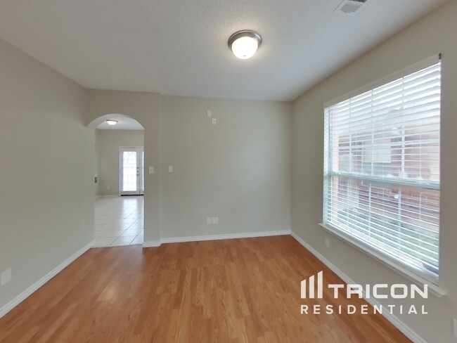 Foto del edificio - 4508 Lodestone Ln