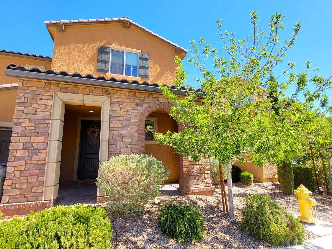 Foto principal - 4 Bedroom House with Community Pool, Baseb...