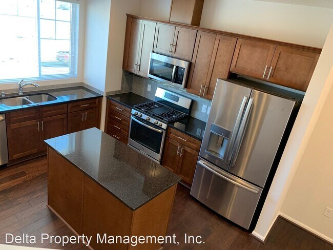 Foto del edificio - 2 br, 2.5 bath House - 3511 30th Dr