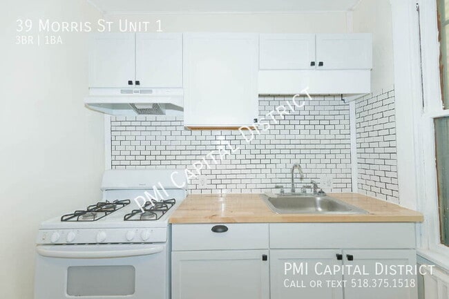 Building Photo - 39 Morris St