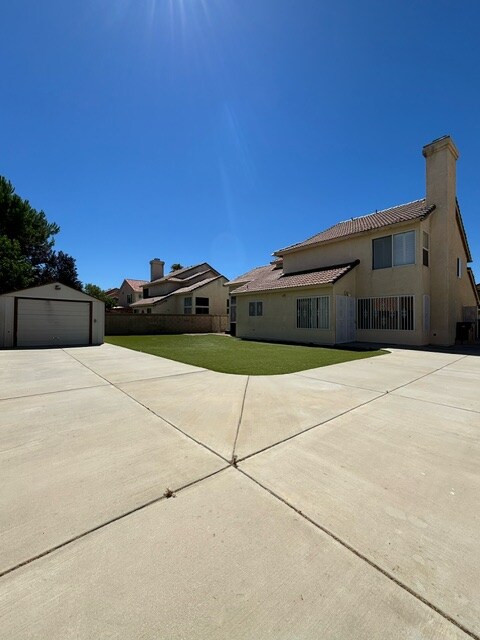 Foto del edificio - 829 Cambridge Ct