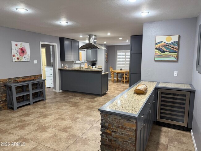Foto del edificio - 5212 E Cactus Rd