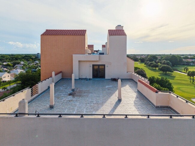 Building Photo - 7217 Promenade Dr
