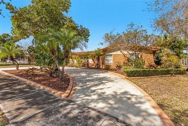 Foto del edificio - 11201 SW 136th St