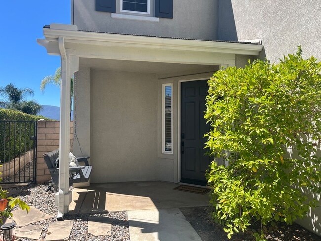 Building Photo - Pool Home - 4 bedroom - Paseo Del Sol