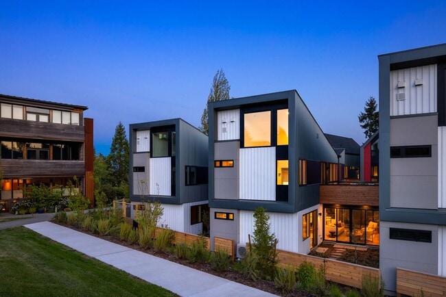 Building Photo - Net Zero Townhome on Bainbridge Island — 3 Bed | 2.25 Bath | 1,813 SqFt at The Trillium