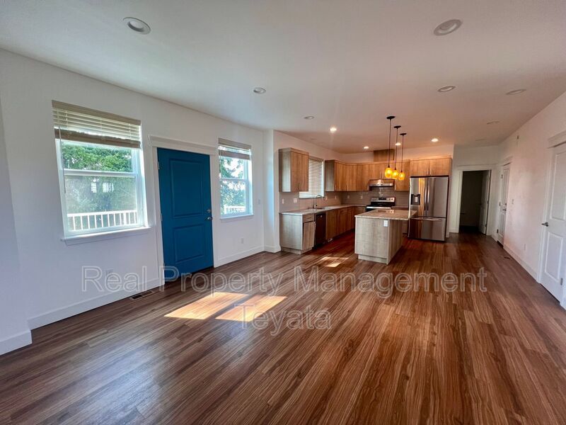 Primary Photo - 929 Nevada St