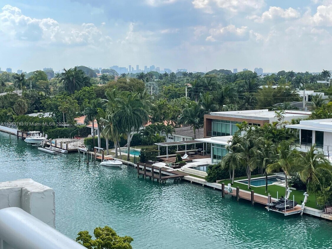 10000 W Bay Harbor Dr Unit 622, Bay Harbor Islands, FL 33154 Condo