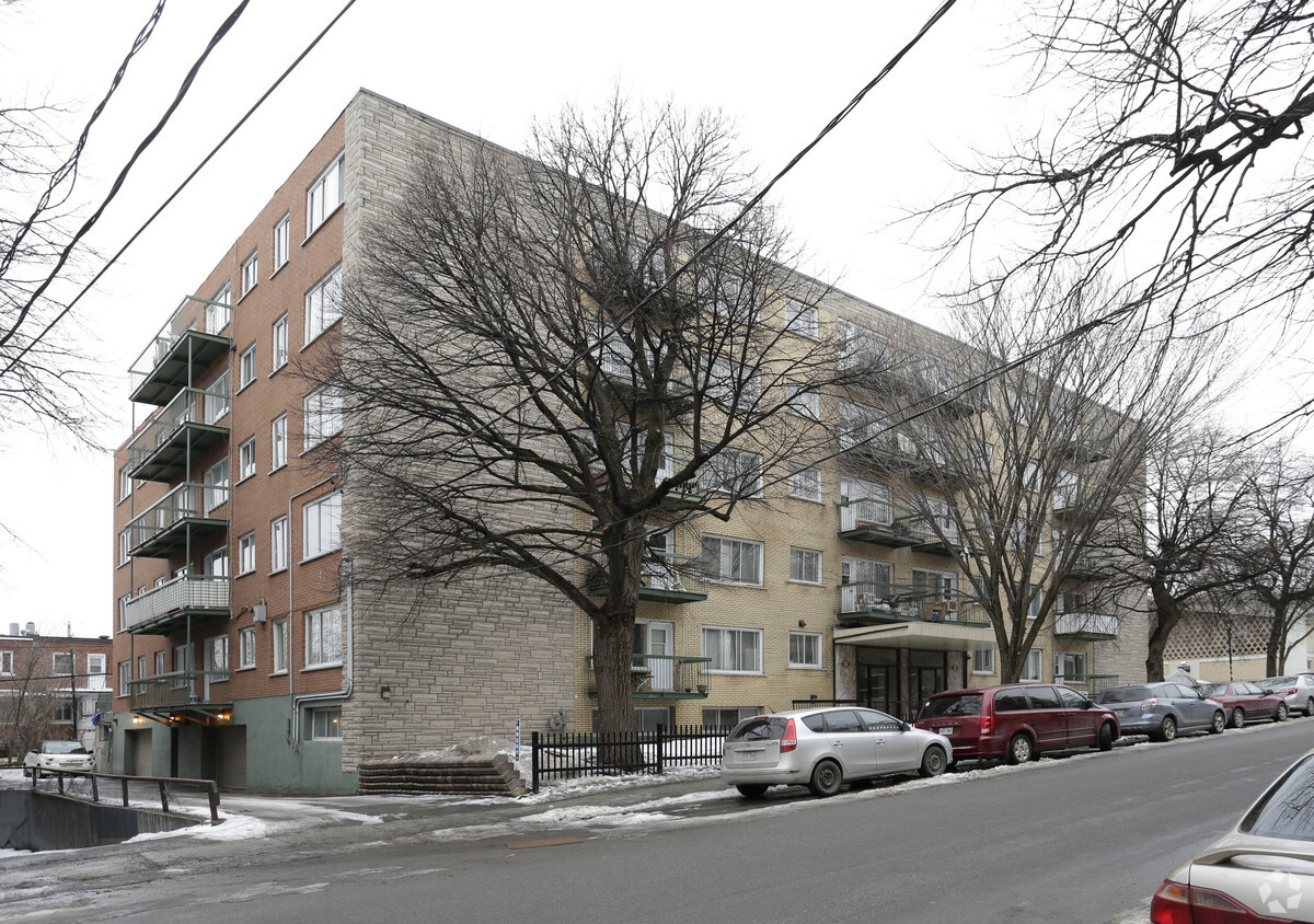 Primary Photo - Bourret Apartments