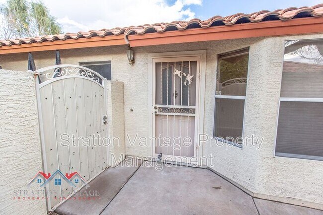 Foto del edificio - 3320 W Golden Ln