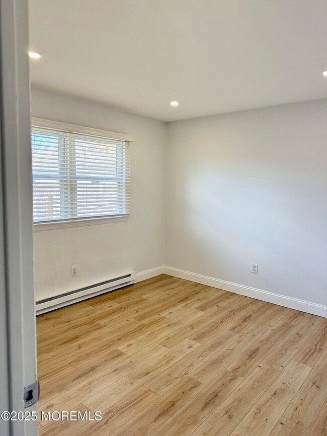 Building Photo - 1119 Wessie St