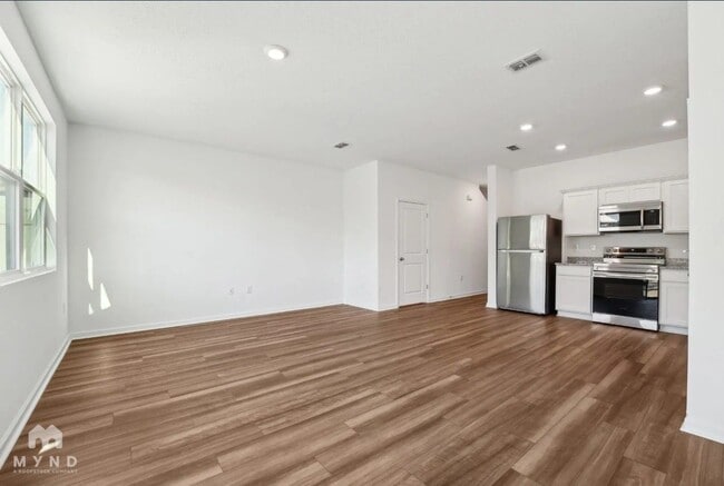 Building Photo - 3019 Fulong Dr