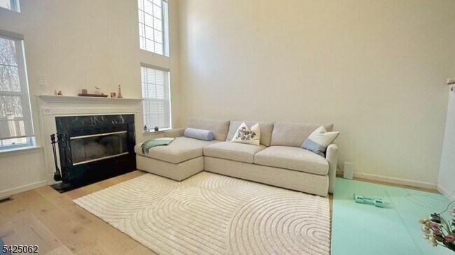 Foto del edificio - 2805 Johnson Cir