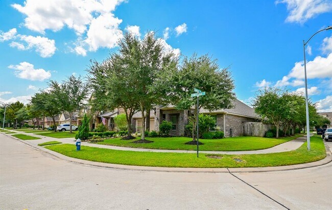 Foto del edificio - 28015 Stoney Cloud Dr