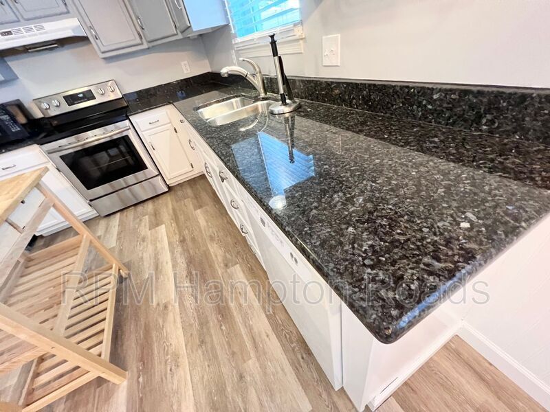 2900 Durbin Pl, Virginia Beach, VA 23453 House Rental in Virginia