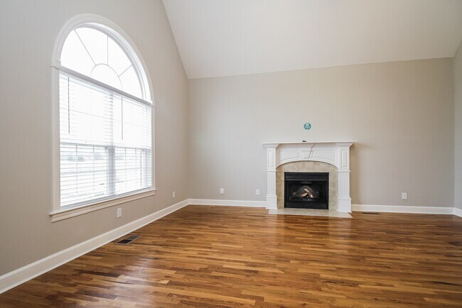 Foto del edificio - 241 Conquest Rd