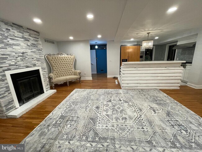 Foto del edificio - 701 Lombard St