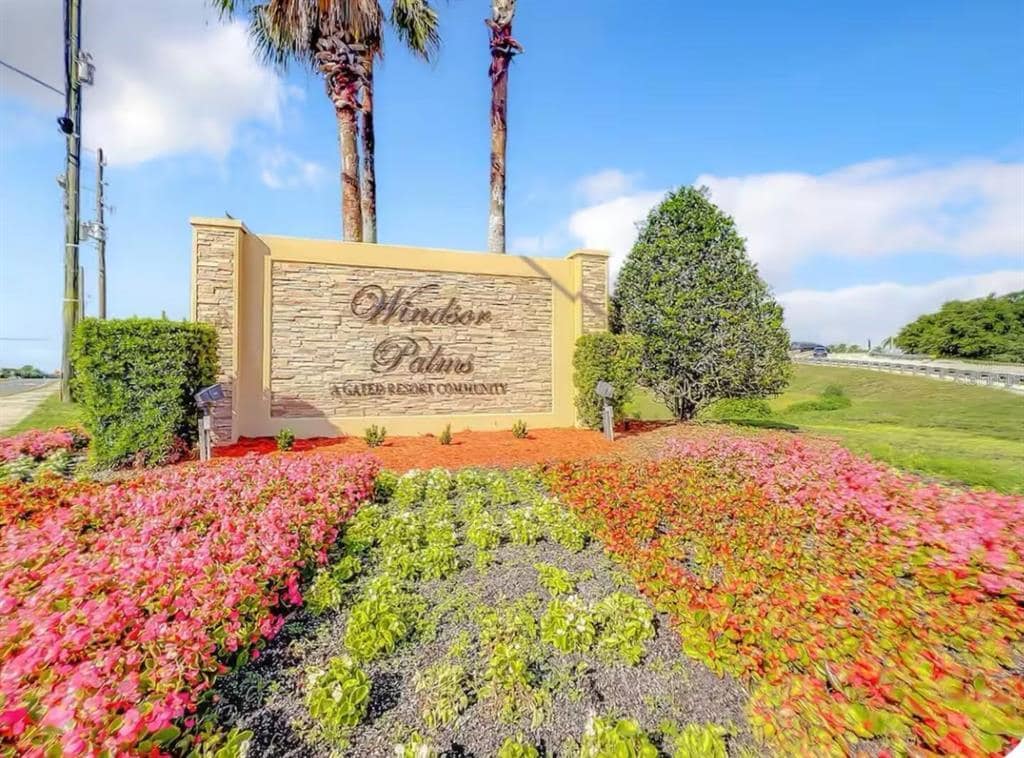 Primary Photo - 2379 Silver Palm Dr