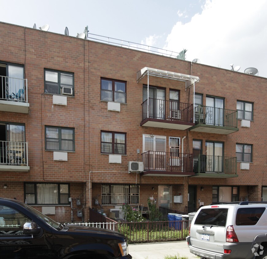 Building Photo - 34-39 9th St