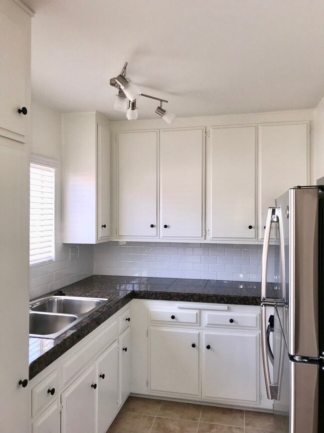 Building Photo - 4245 34th St