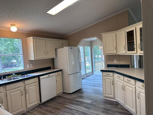 Foto del edificio - 16407 N Ravenswood Dr