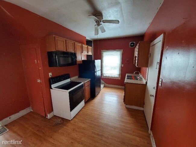 Building Photo - 3 br, 2 bath House - 125 Lincoln St