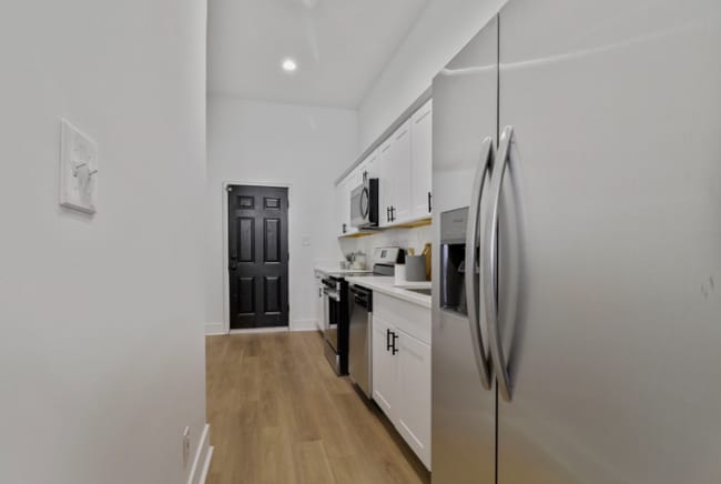 Building Photo - 1706 McCulloh St