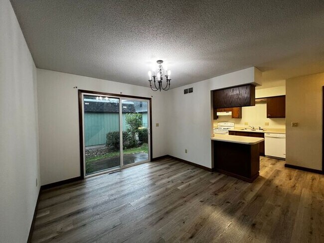 Building Photo - $1,995 | 4 Bedroom, 2.5 Bathroom Multi Floor Duplex | No Pets | Available for an August 1st, 2026...