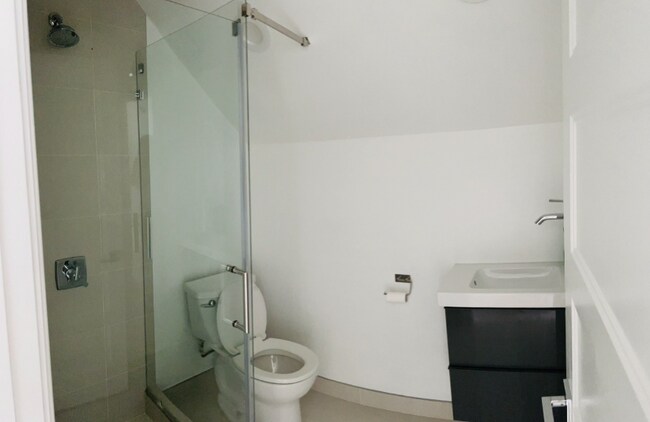 Foto del edificio - 265 S Lafayette St