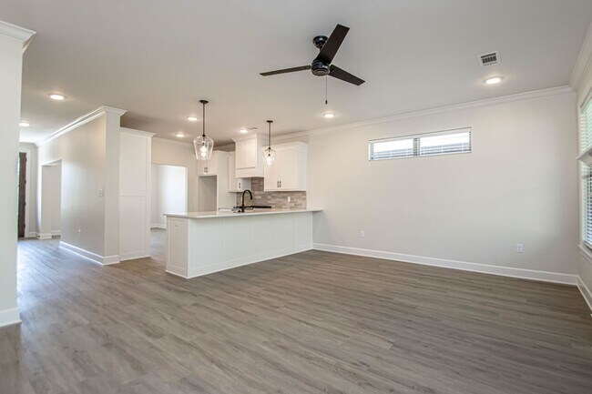 Foto del edificio - Newer Construction 3 bed 2 1/2 Bath, 2,020 sqft in West Little Rock