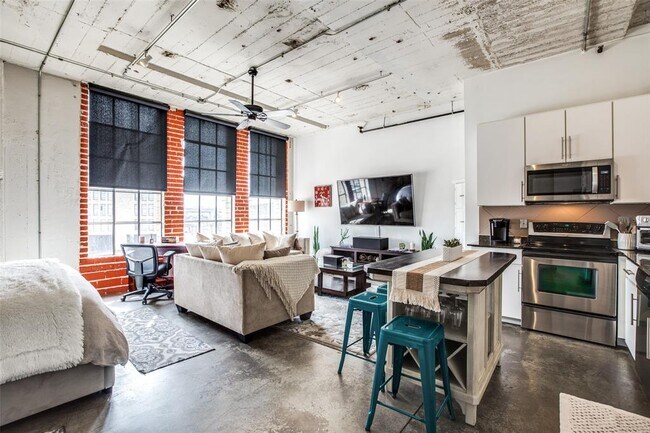 Building Photo - 1 bedroom in Dallas, TX 75202
