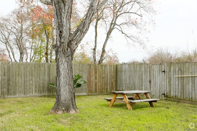 Área de picnic - Buena Vista Townhomes