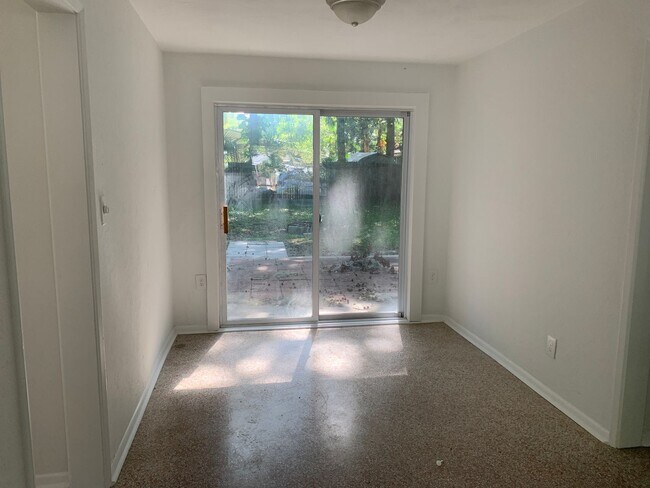 Foto del edificio - 760 Greenway Pl