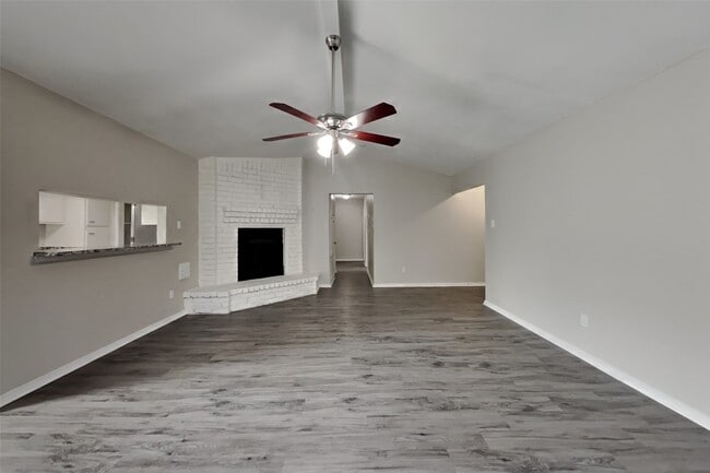 Building Photo - 2031 Wigmaker Dr