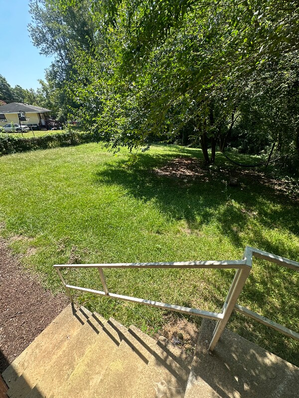 Foto del edificio - 620 Grantland Dr