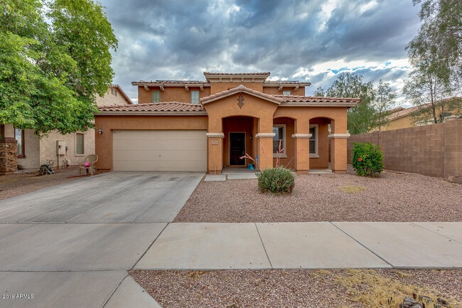 Charming 5 Bed 3 Bath Tolleson Home with Solar!! - Charming 5 Bed 3 Bath Tolleson Home with Solar!!