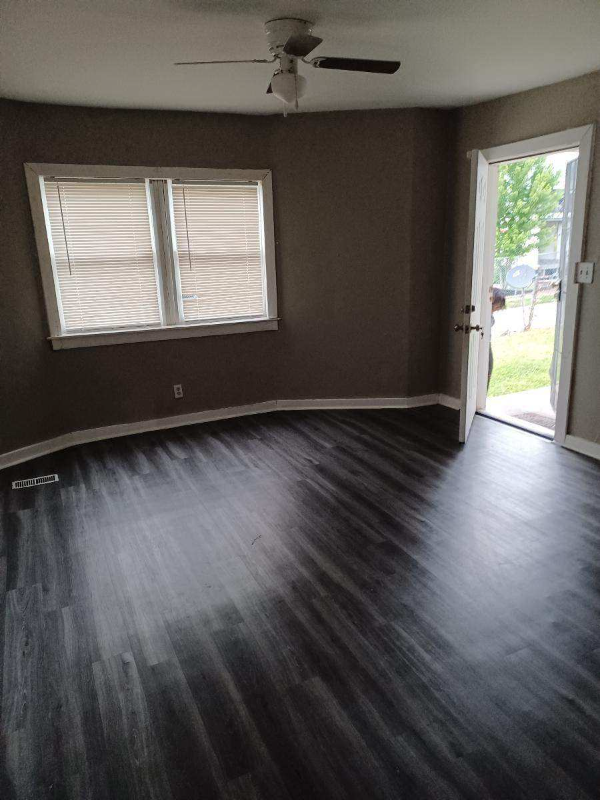 Foto principal - 3305 E 19th St