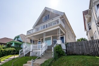 Building Photo - 3315 N Holton St