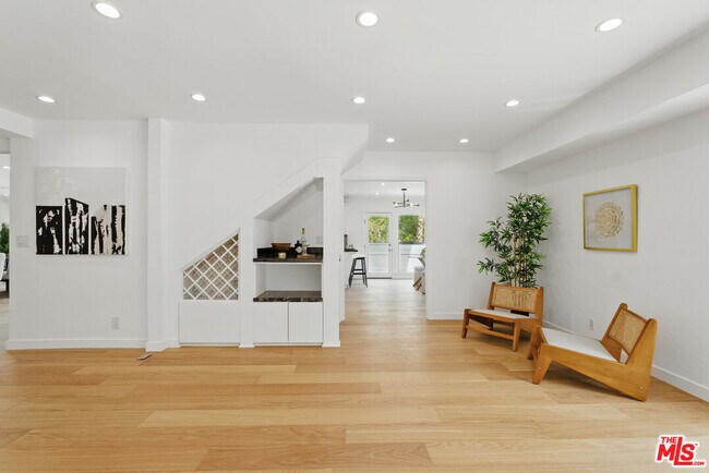 Foto del edificio - 5220 Melvin Ave