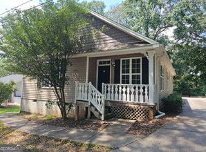 Building Photo - 110 Carver St