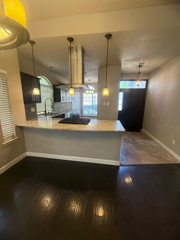Primary Photo - 9128 Cumberland Dr